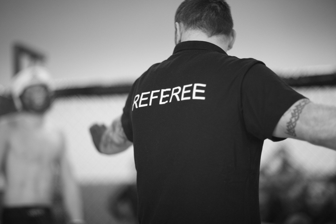 Read more about the article Become a National MMA certified Referee! (Completed)